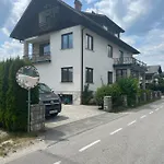 Apartmaji Iva *