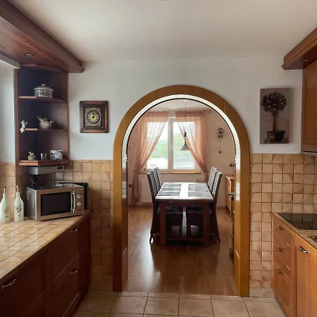 شقة Apartmaji Iva