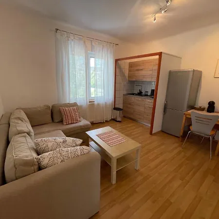 Apartment Apartmaji Iva